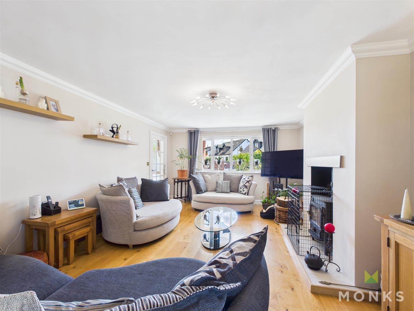 13 Golfa Close, Welshpool, SY21 8EZ For Sale